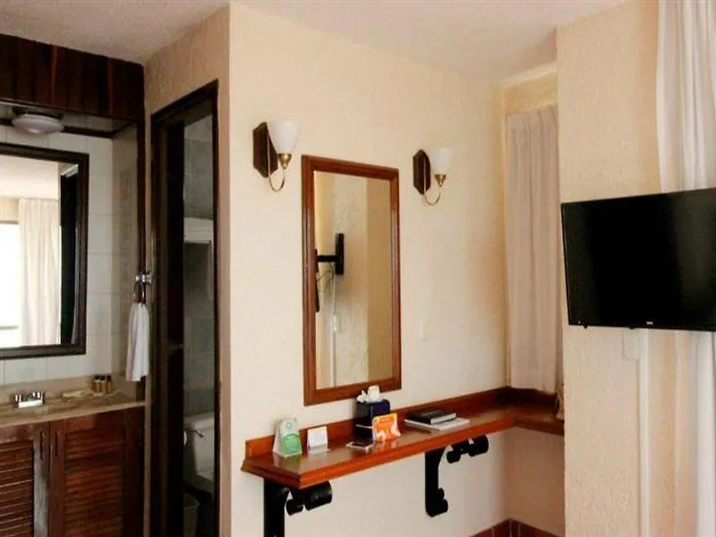 Suites Bahia Cozumel Hotel