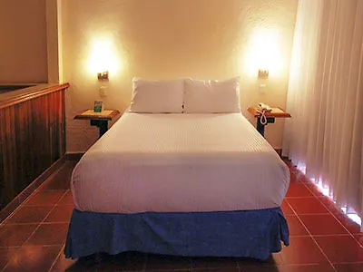 Suites Bahia Cozumel 3*,